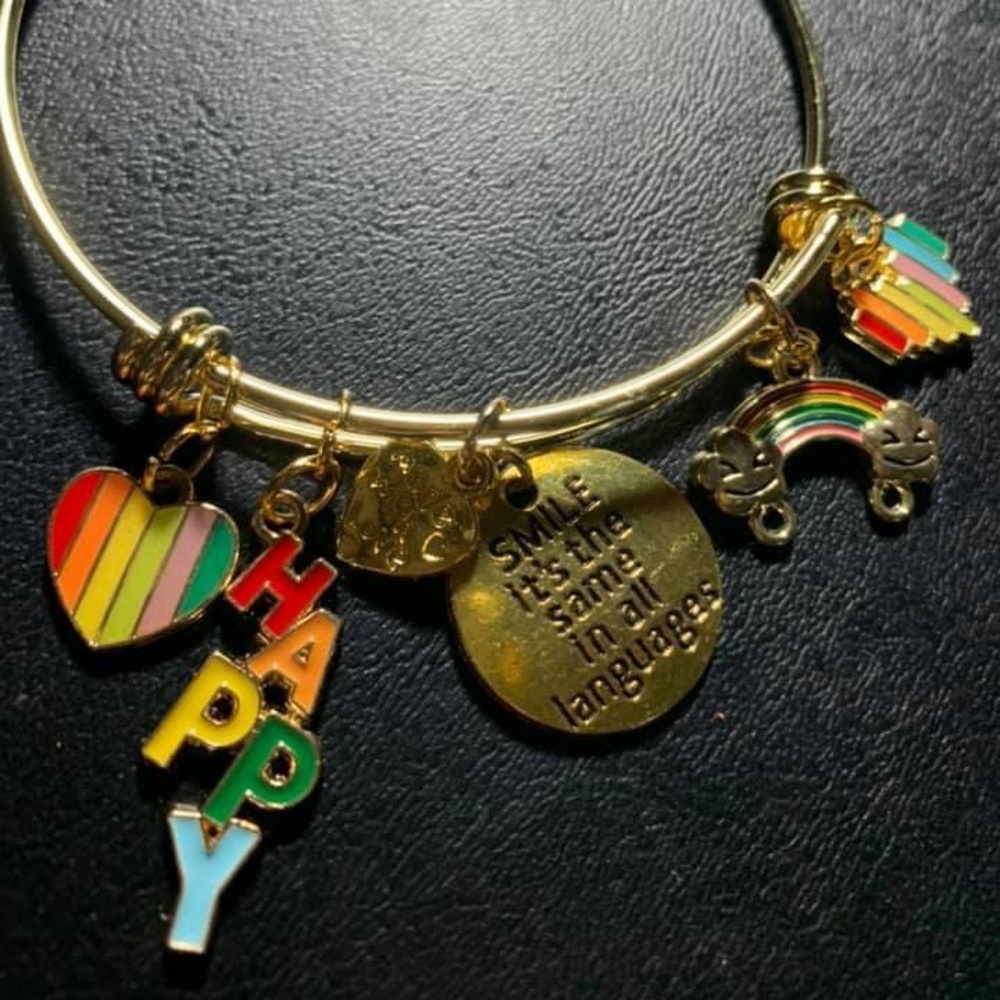 FabBangle - Picture 11 of 16